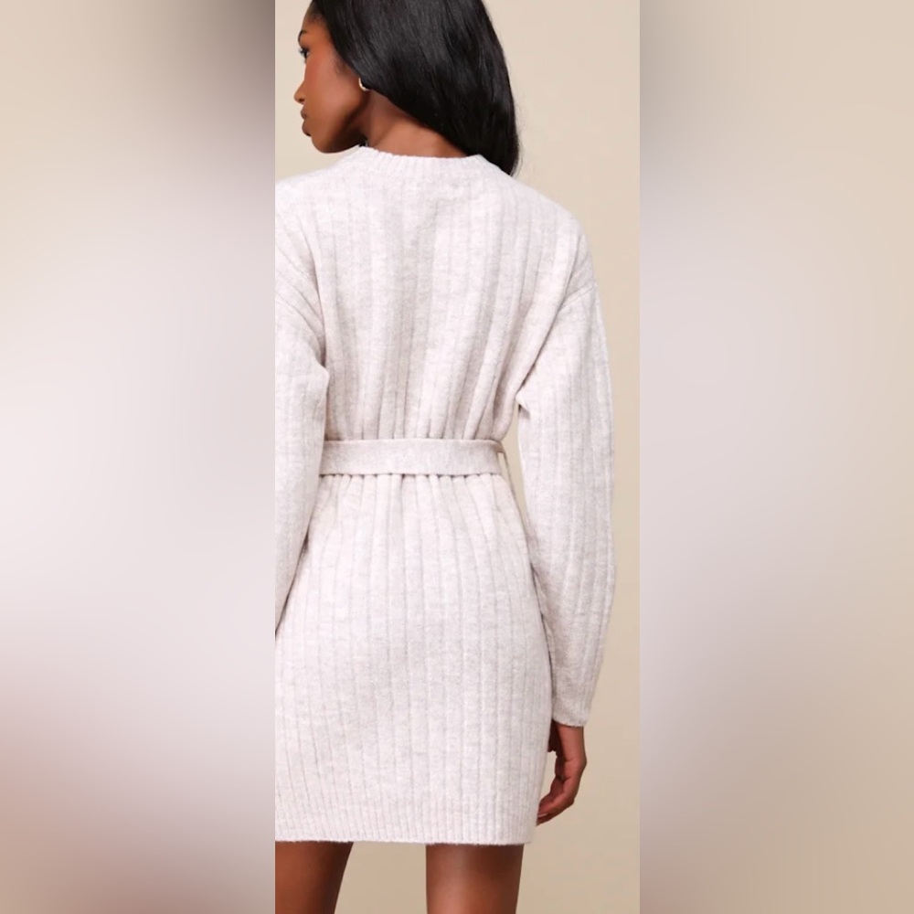Lulu's sweater dress in oatmeal XS
